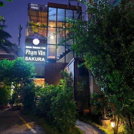 Pham Van Sakura Hotel Thuan An Dış mekan fotoğraf