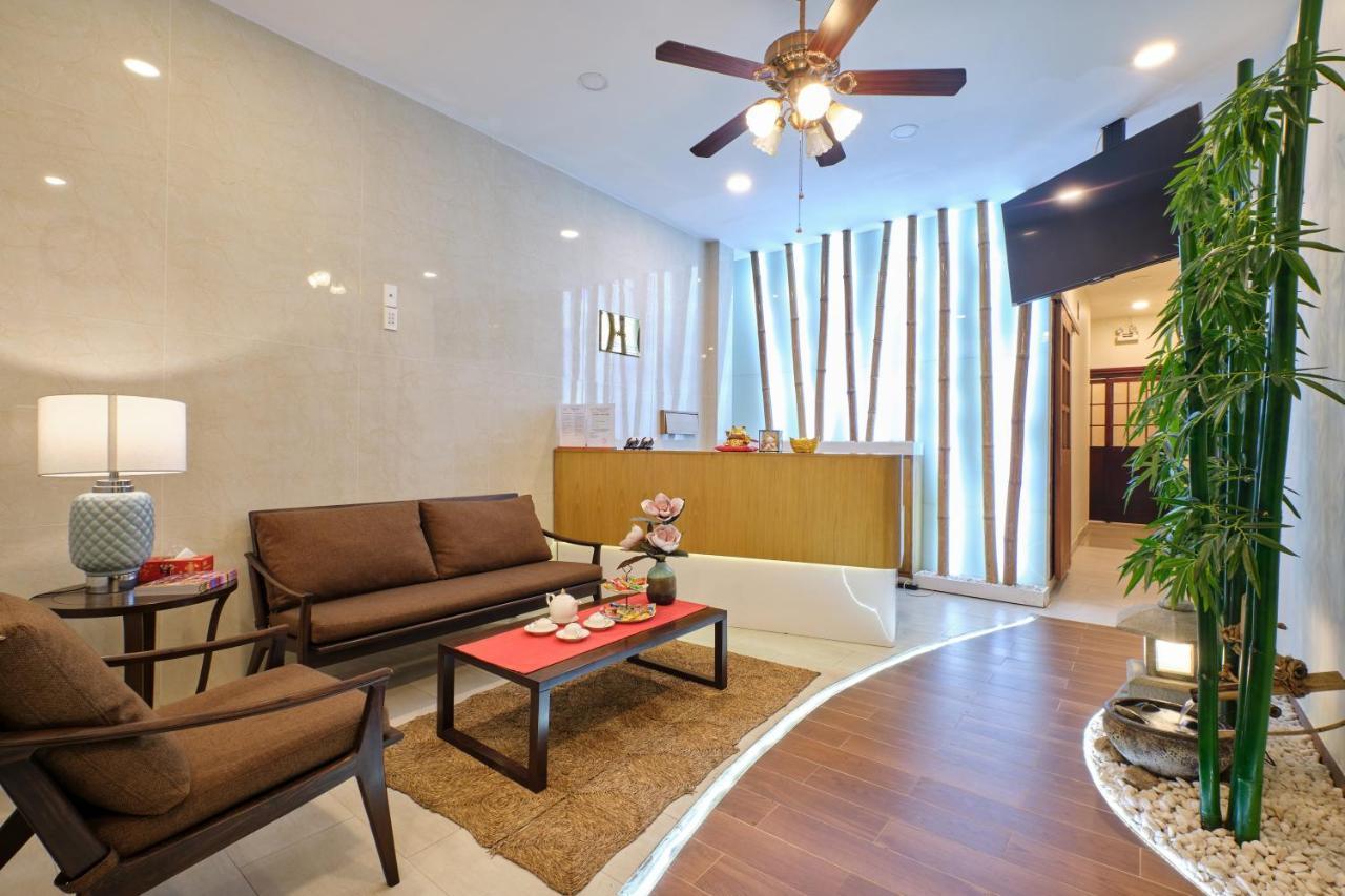 Pham Van Sakura Hotel Thuan An Dış mekan fotoğraf