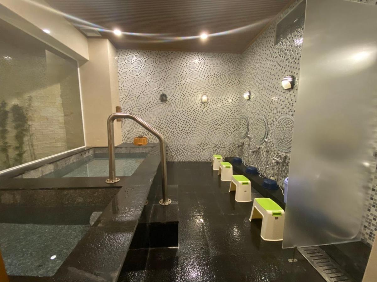 Pham Van Sakura Hotel Thuan An Dış mekan fotoğraf